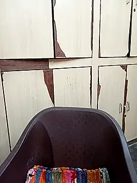 Snapshot of reemacouple007 chatting on 10/18/25, 07:53 reemacouple007 online show from 10/18/25, 07:53