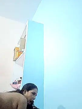 Snapshot of reemacouple007 chatting on 10/25/25, 07:30 reemacouple007 online show from 10/25/25, 07:30