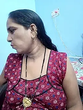 Snapshot of reemacouple007 chatting on 11/01/25, 07:54 reemacouple007 online show from 11/01/25, 07:54