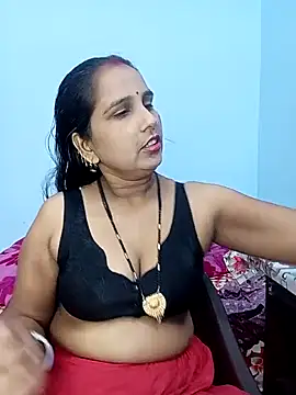 Snapshot of reemacouple007 chatting on 11/07/25, 07:36 reemacouple007 online show from 11/07/25, 07:36