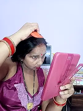 reemacouple007 online show from 02/22/26, 08:13