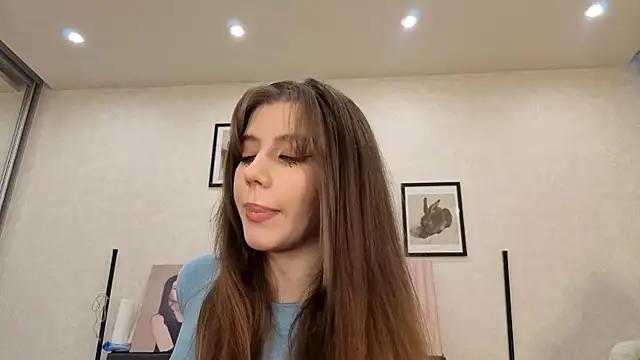 Snapshot of dolly_ll chatting on 06/25/26, 01:26 dolly ll online show from 06/25/26, 01:26