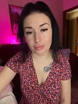 Roxana Bell online show from 02/24/25, 11:32