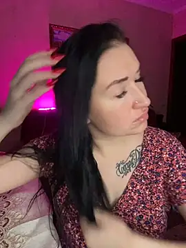 Roxana Bell online show from 03/05/25, 06:23