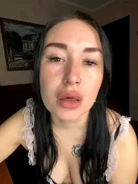 Roxana Bell online show from 10/29/25, 05:58