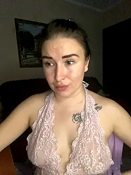 Roxana Bell online show from 11/12/25, 08:08