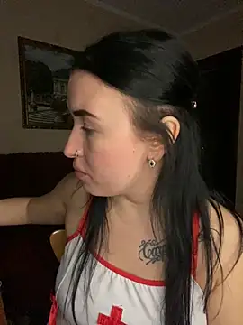 Roxana Bell online show from 03/11/26, 07:42