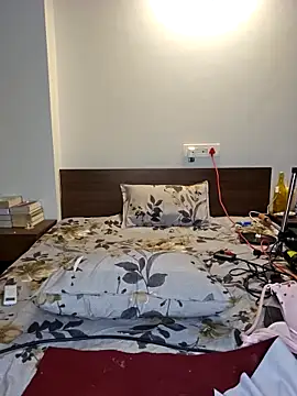 Snapshot of Blossam_07 chatting on 03/23/25, 12:04 Blossam 07 online show from 03/23/25, 12:04