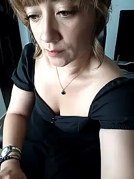 tata laima   online show from 02/04/25, 10:43