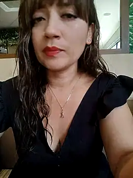 tata laima   online show from 10/01/25, 02:12