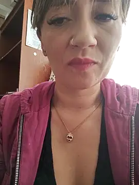 tata laima   online show from 11/22/25, 05:34