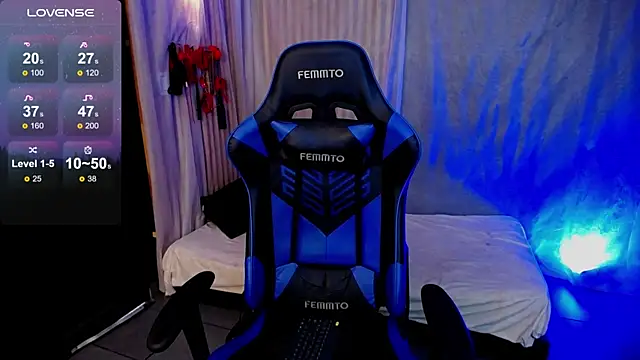 BLACKTSUKI7  online show from 02/03/25, 08:24