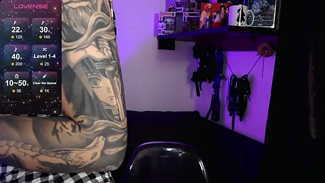 BLACKTSUKI7  online show from 10/09/25, 08:51