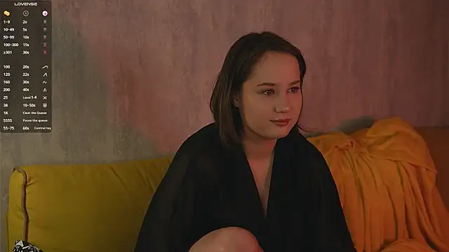 LissaLarsson  online show from 04/03/26, 01:42