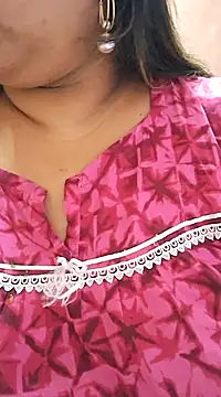 Snapshot of Ravina_patil1 chatting on 01/30/25, 01:11 Ravina patil1 online show from 01/30/25, 01:11