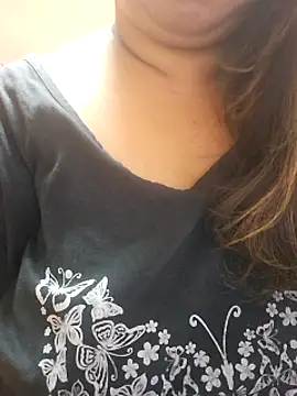 Snapshot of Ravina_patil1 chatting on 02/15/25, 01:49 Ravina patil1 online show from 02/15/25, 01:49