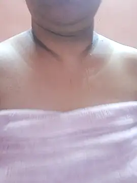 Snapshot of Ravina_patil1 chatting on 03/04/25, 10:35 Ravina patil1 online show from 03/04/25, 10:35