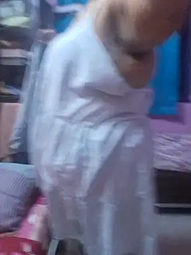 Snapshot of Ravina_patil1 chatting on 03/17/25, 05:16 Ravina patil1 online show from 03/17/25, 05:16