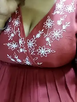 Snapshot of Ravina_patil1 chatting on 11/10/25, 05:34 Ravina patil1 online show from 11/10/25, 05:34