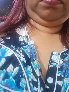 Snapshot of Ravina_patil1 chatting on 02/06/26, 05:45 Ravina patil1 online show from 02/06/26, 05:45