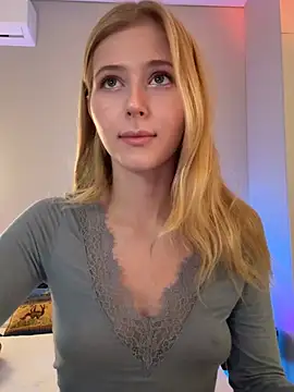 LunaRase online show from 03/30/26, 05:30