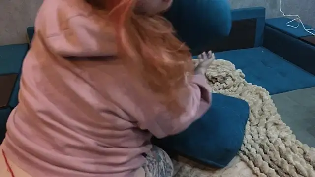 Tara Renn online show from 04/18/26, 06:34