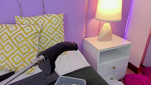 Snapshot of SophyRuiz_ chatting on 02/26/26, 11:42 SophyRuiz online show from 02/26/26, 11:42