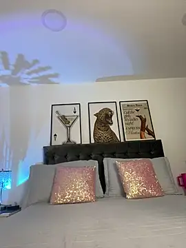 exoticcute online show from 03/11/26, 09:21