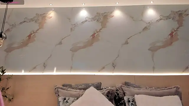 SteffanyBeck online show from 04/08/26, 11:32