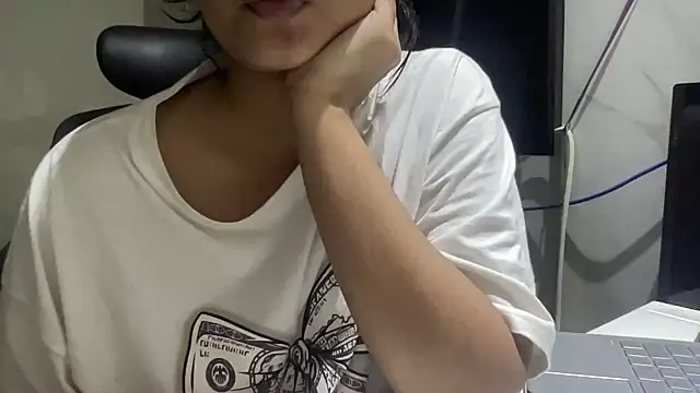 Snapshot of Indian_Diya08 chatting on 12/09/24, 06:03 Indian Diya08 online show from 12/09/24, 06:03