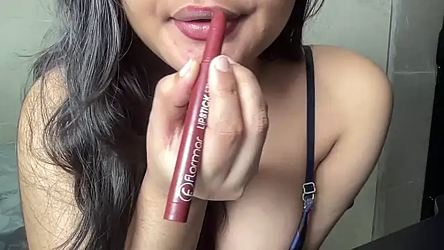 Snapshot of Indian_Diya08 chatting on 12/14/25, 06:01 Indian Diya08 online show from 12/14/25, 06:01