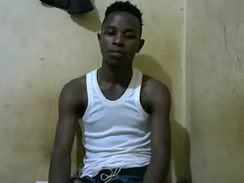 Snapshot of swthairydic chatting on 03/04/25, 06:18 swthairydic online show from 03/04/25, 06:18