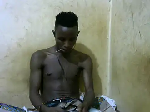 Snapshot of swthairydic chatting on 03/18/25, 06:37 swthairydic online show from 03/18/25, 06:37