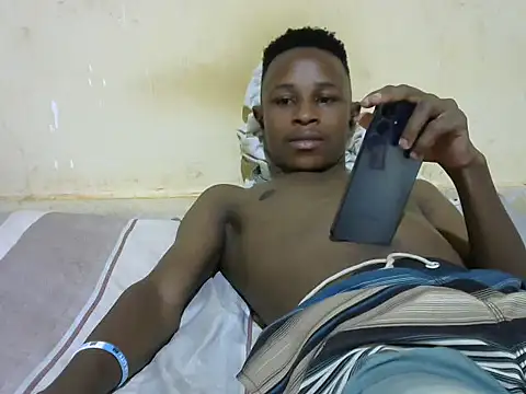 Snapshot of swthairydic chatting on 10/26/25, 04:02 swthairydic online show from 10/26/25, 04:02