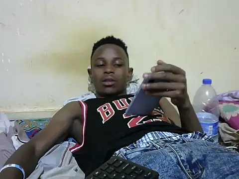 Snapshot of swthairydic chatting on 11/03/25, 05:47 swthairydic online show from 11/03/25, 05:47