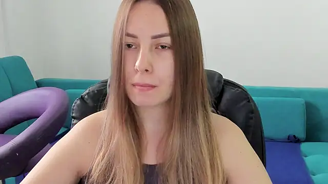 Mia shy1 online show from 01/17/26, 09:03