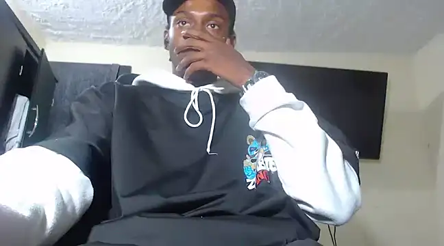 Snapshot of Real1jc chatting on 01/14/25, 10:59 Real1jc online show from 01/14/25, 10:59