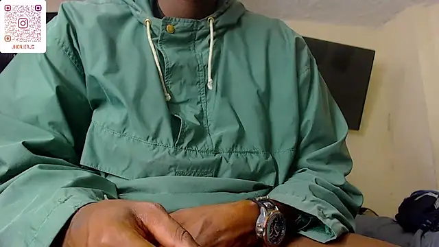 Snapshot of Real1jc chatting on 12/17/25, 12:05 Real1jc online show from 12/17/25, 12:05