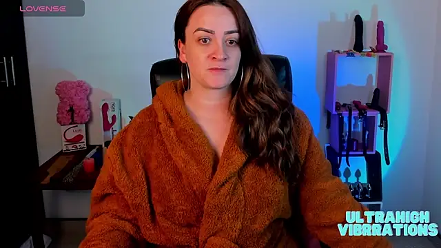 sara goodgirl13 online show from 02/13/25, 08:24