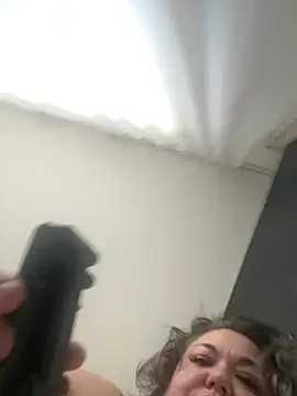 MikyVesela online show from 01/12/26, 08:52