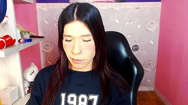 SaraSofia44 online show from 02/06/25, 02:22