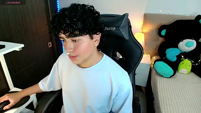 Snapshot of _nickconnor01 chatting on 12/03/24, 09:23 nickconnor01 online show from 12/03/24, 09:23