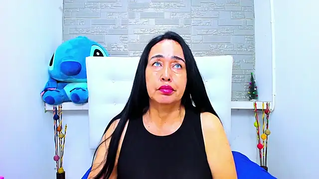 HorniestMilf online show from 10/12/25, 04:39