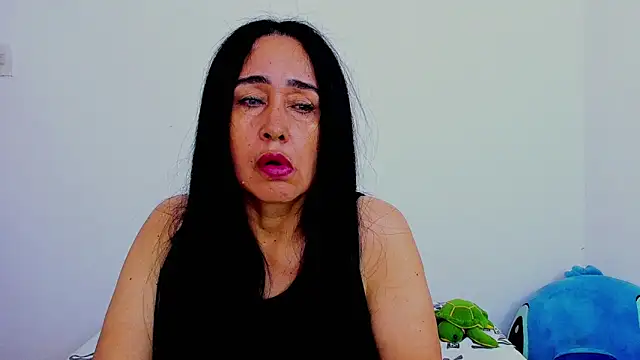 Snapshot of HorniestMilf chatting on 02/13/26, 08:38 HorniestMilf online show from 02/13/26, 08:38