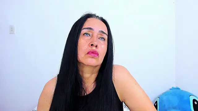 Snapshot of HorniestMilf chatting on 02/20/26, 08:20 HorniestMilf online show from 02/20/26, 08:20