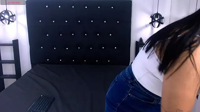 Mels  online show from 03/10/25, 07:29