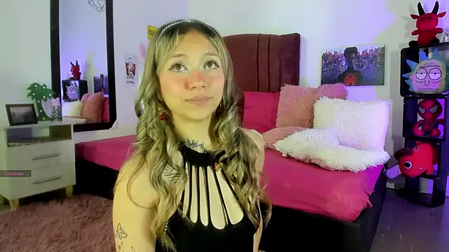 alisson zafiro  online show from 01/25/25, 09:04