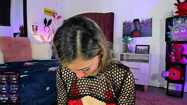 alisson zafiro  online show from 02/10/25, 09:14