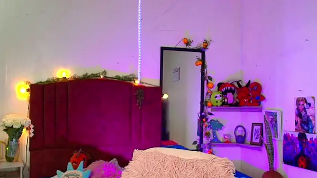 alisson zafiro  online show from 02/11/26, 03:22