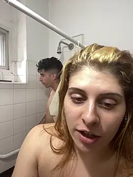 Snapshot of FlorBich chatting on 12/17/24, 10:12 FlorBich online show from 12/17/24, 10:12